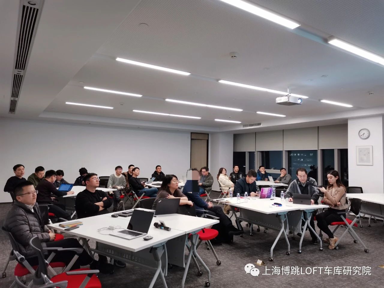 天门杭州LOFT车库专题会